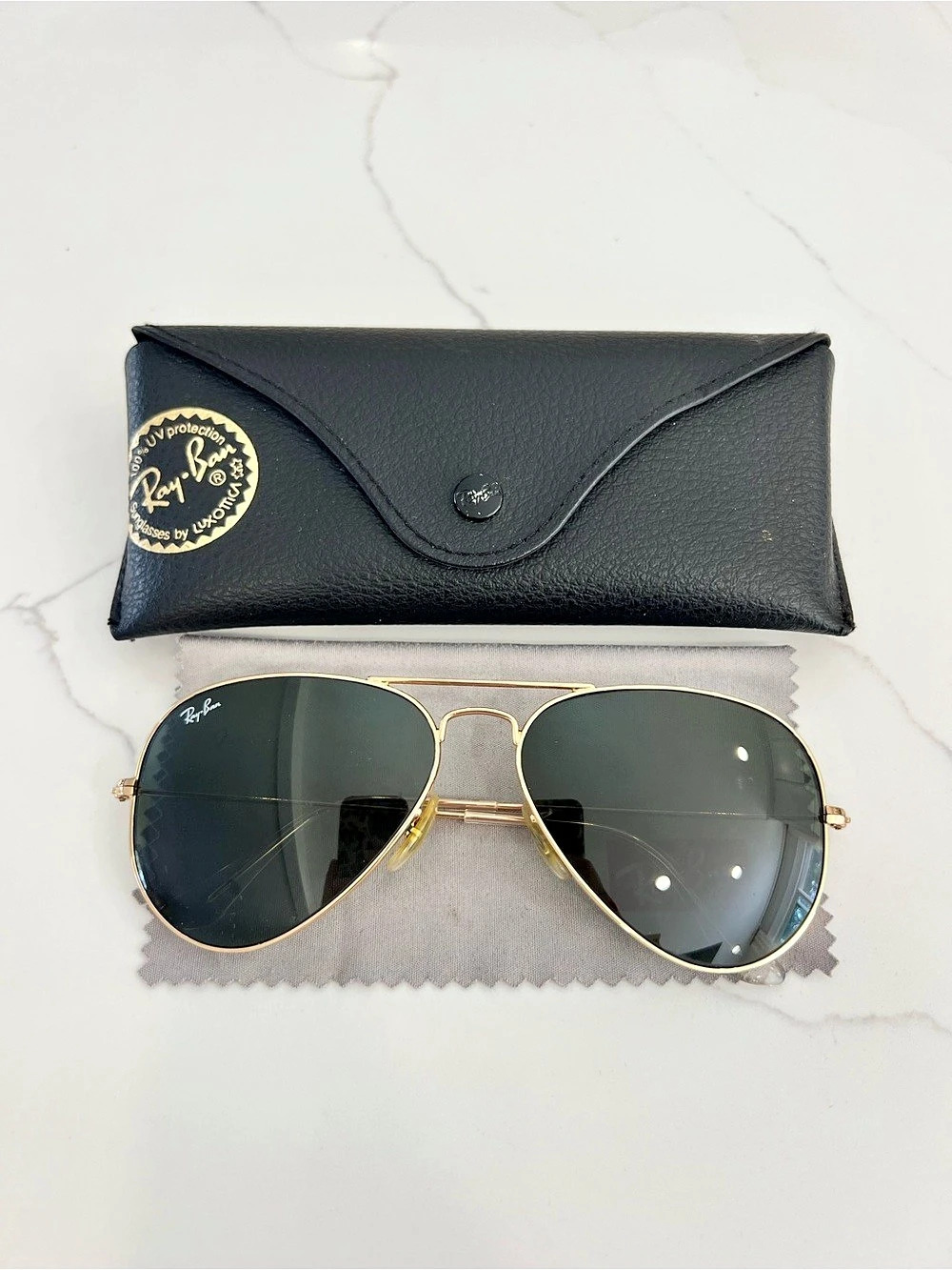 Ray-Ban Aviator Classic Sunglasses Black & Gold